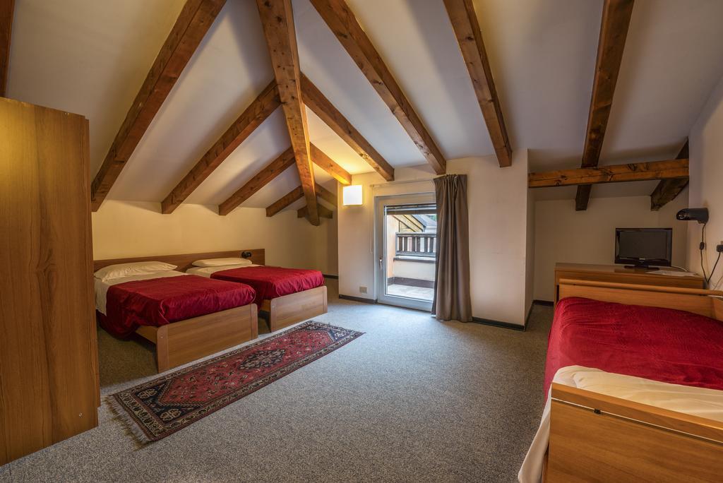 Hotel Drago Mezzocorona Kamer foto