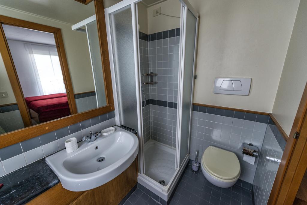 Hotel Drago Mezzocorona Kamer foto