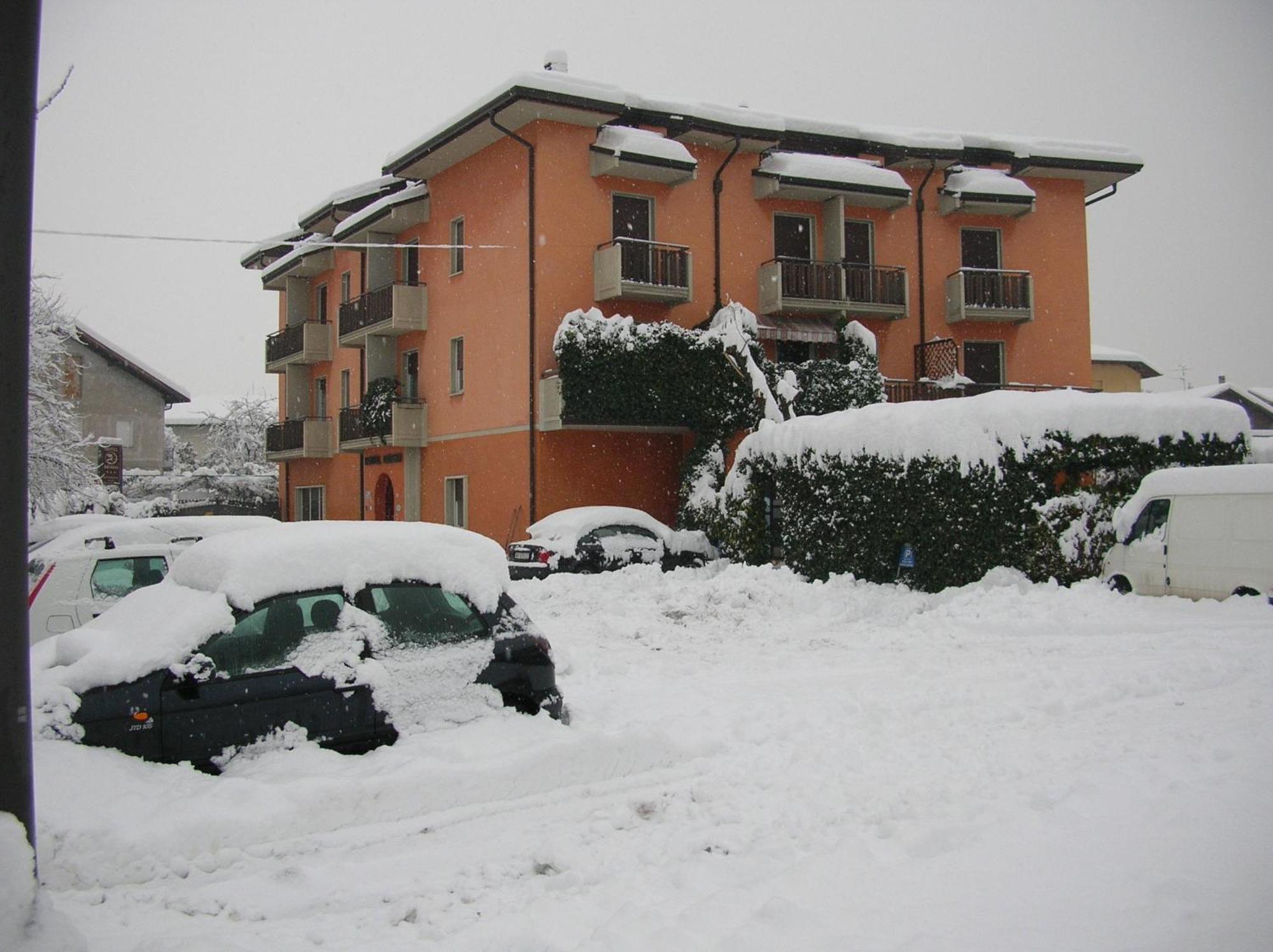 Hotel Drago Mezzocorona Buitenkant foto